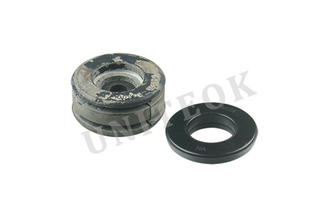 54320.50A00 strut mount